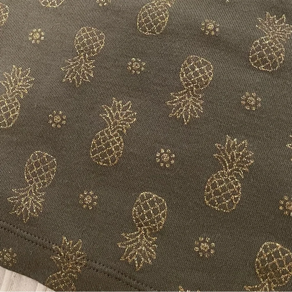 Karen Scott Dark Olive Top with Gold Pineapple Design 2X - Picture 2 of 3